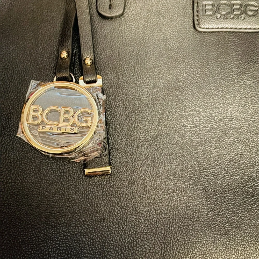 BCBG Paris Black Tote & Crossbody Bag Set NEW - Picture 10 of 12